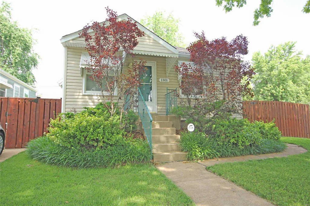 1301 San Jacinto Ct photo 1