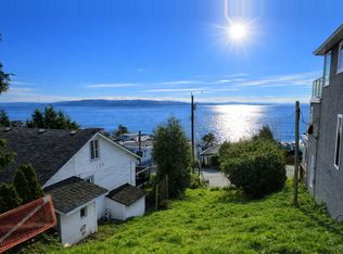 15519 Columbia Ave, White Rock, BC