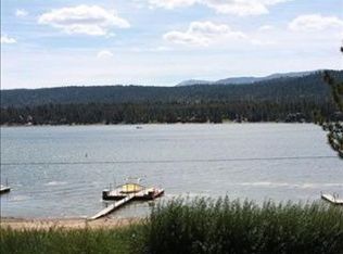 38646 N Shore Dr, Fawnskin, CA 92333