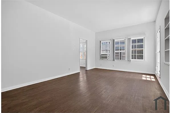 Building Photo - 4233 Leimert Blvd #4