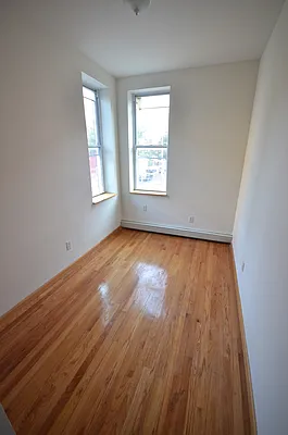 Rented by Swythe, Inc. | media 4