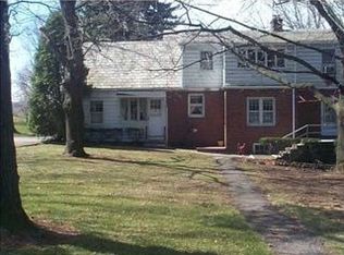 778 Shenango Rd, Beaver Falls, PA 15010
