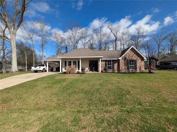 2000 Angela Dr, Ponchatoula, LA 70454