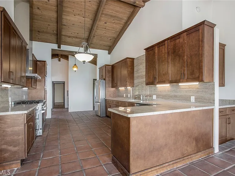 78 S La Senda Dr — Photo 12