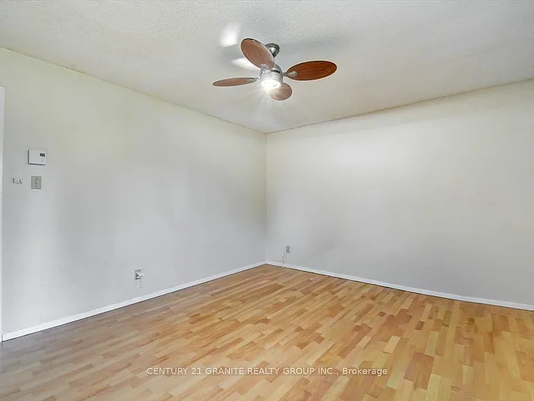 4 Maxwell Settlement Rd #1 — Photo 9