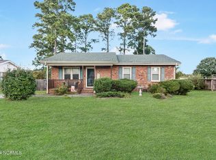 100 Plymouth Cir, Hamlet, NC 28345