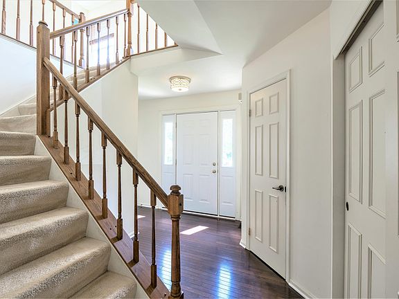 3rd image of 10601 John Ayres Dr