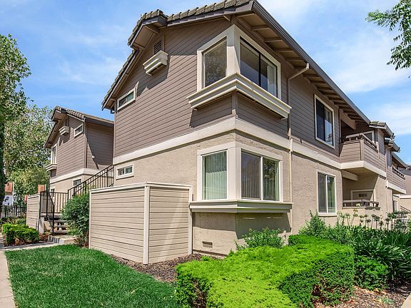 2nd image of 300 Peppertree Way #848952