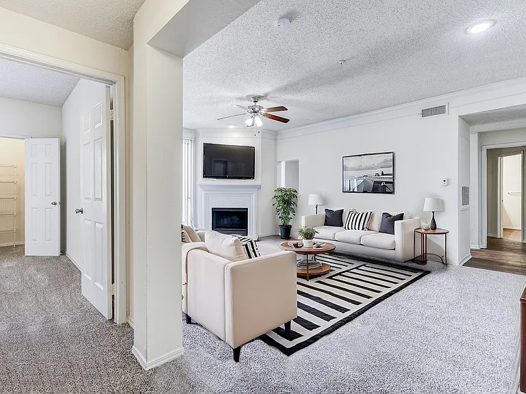 Saxony at Chase Oaks Apartments — Photo 2