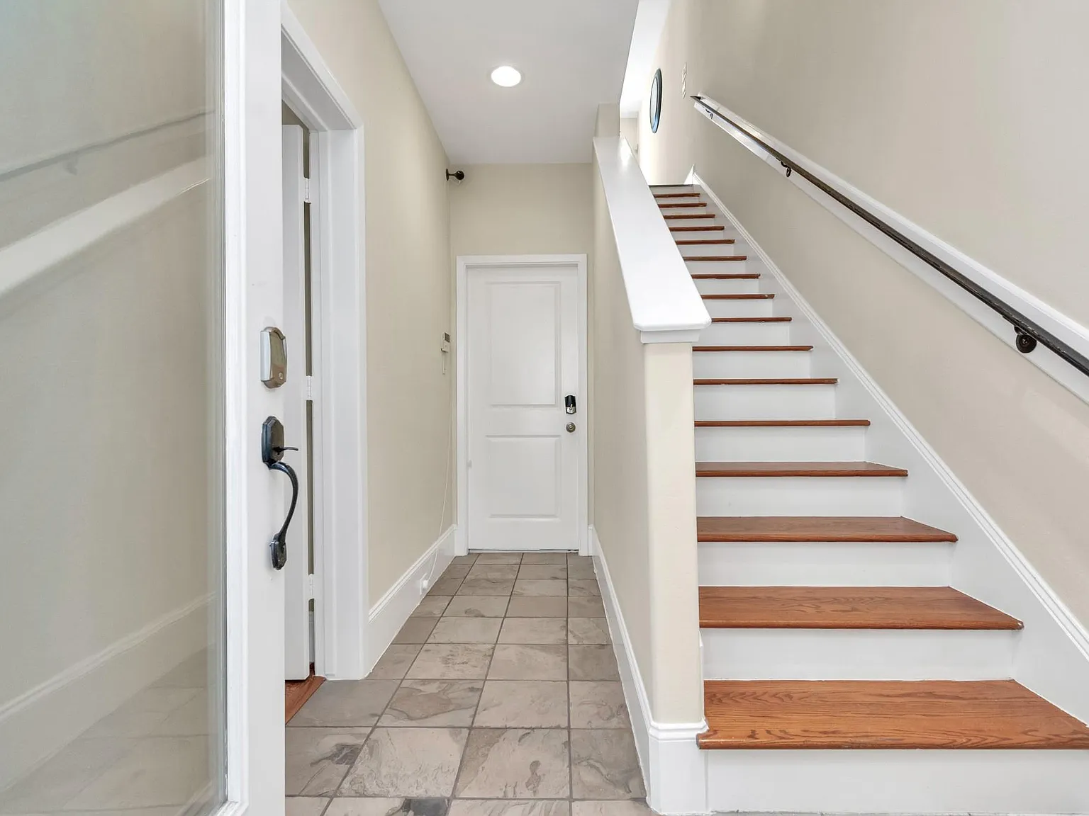 3 bed, 3.5 bath, 1713 sqft, $2,850 — Photo 4