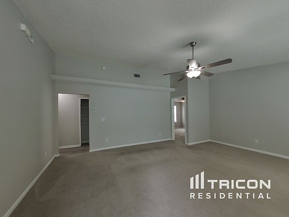 4th image of 4300 Lindy Trl