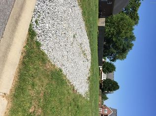 83 Blossom Cir, Shelbyville, KY 40065