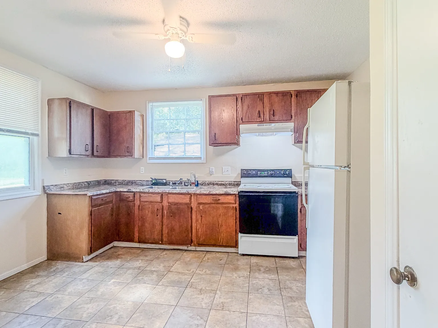 510 Gordon St. - 510A — Photo 4