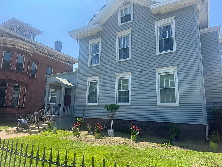 38 Trumbull St — Photo 33
