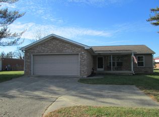 1401 S Noble St, Shelbyville, IN 46176