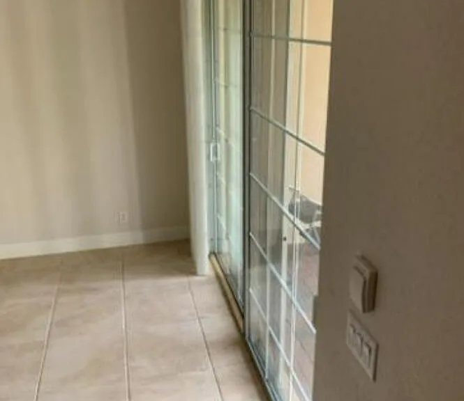 5021 Vine Cliff Way W — Photo 15
