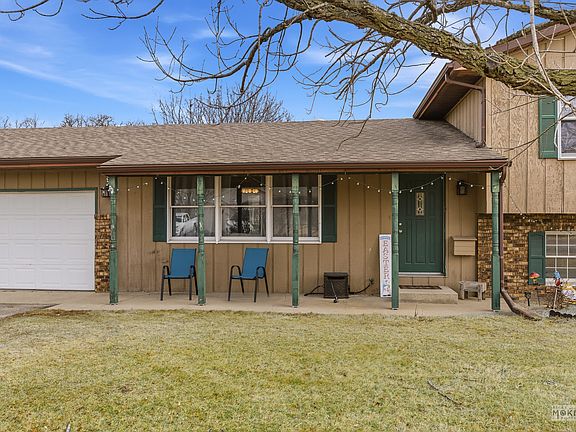 2nd image of 1238 Lakewood Dr