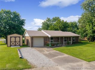 2215 Cornwell Dr, Jeffersonville, IN 47130