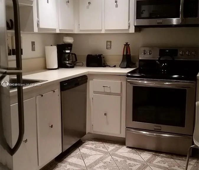3725 S Ocean Dr #415 — Photo 15