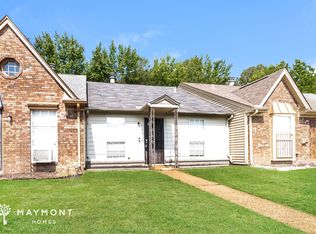 2815 W Hickory Blf, Memphis, TN 38128