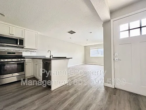 1265 E 5600 S Photo 1