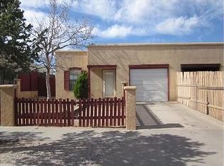 6915 Ivy Pl SW, Albuquerque, NM 87121