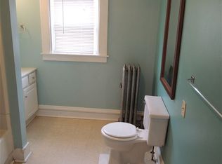 318 1/2 S Pennsylvania Ave, Lansing, MI
