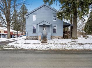 5875 Brooklyn St, Eaton, NY 13334