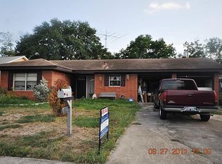 1304 Dunstan Rd, Pasadena, TX 77502