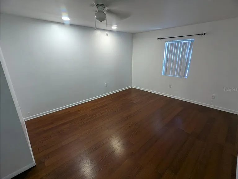 1521 Normandy Way — Photo 16