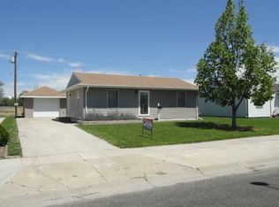 566 Beverly Rd, Sidney, NE 69162