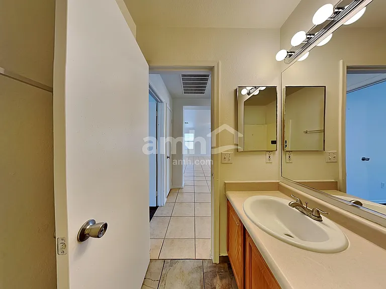 11514 W Bloomfield Rd — Photo 14