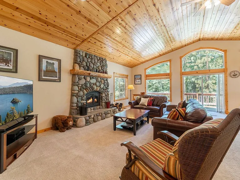 12049 Bernese Ln — Photo 6