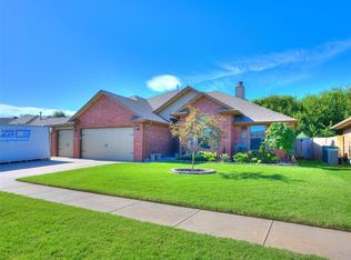 10616 NW 17th St, Yukon, OK 73099
