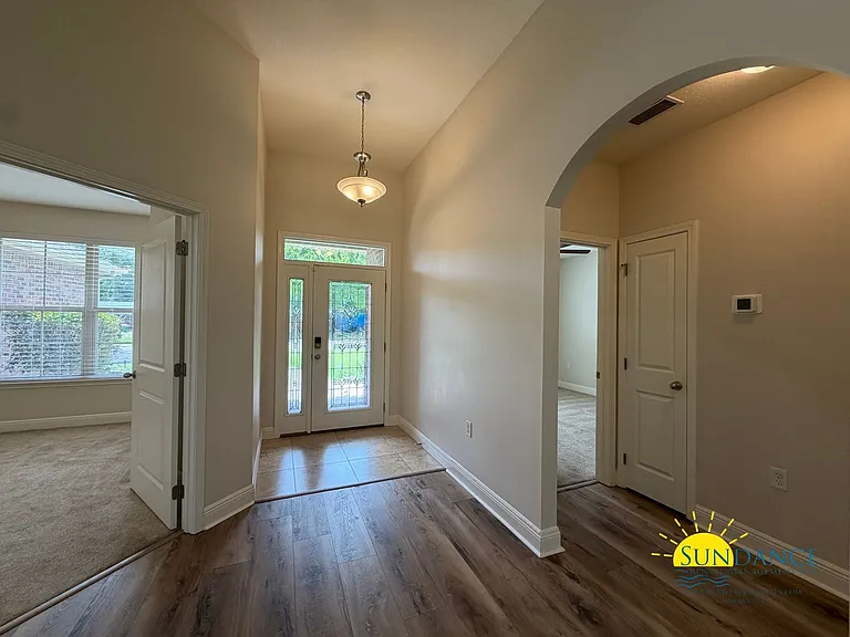 418 Westminster Rd — Photo 2