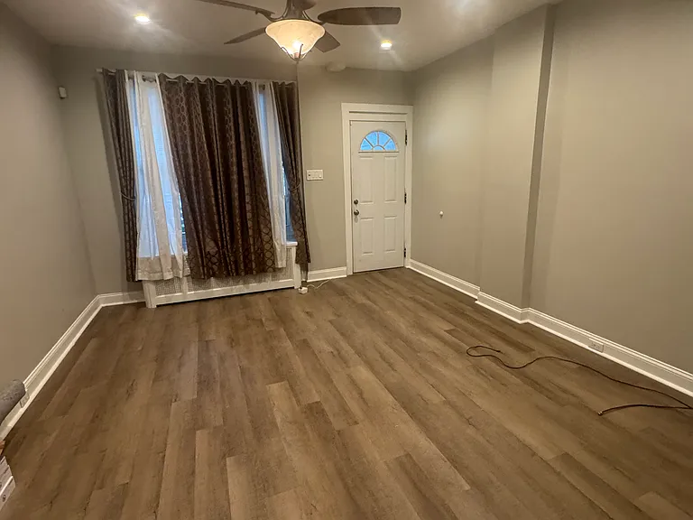 4312 Dobson St — Photo 11