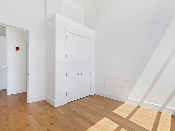 4th image of 50 Dey St APT 449