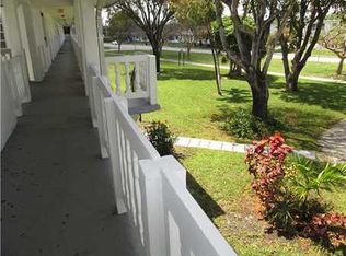 70 NE 202nd Ter APT T21, Miami Gardens, FL 33179