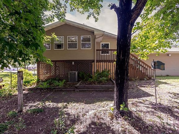 4th image of 1122 Jerry Avenue
