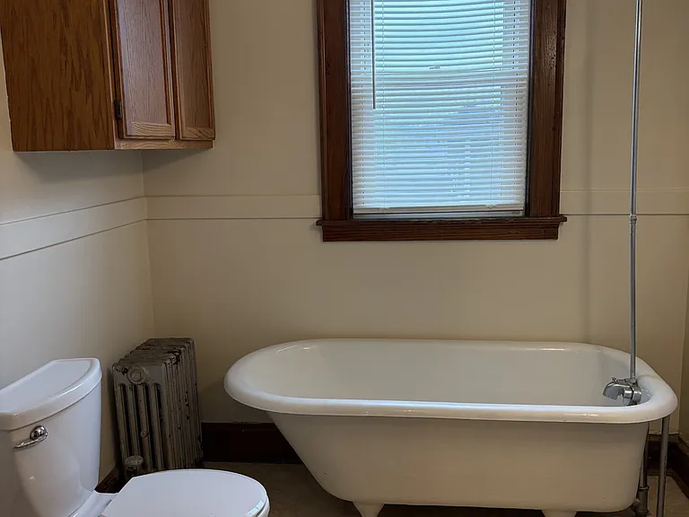 18 Broad St #3 — Photo 16