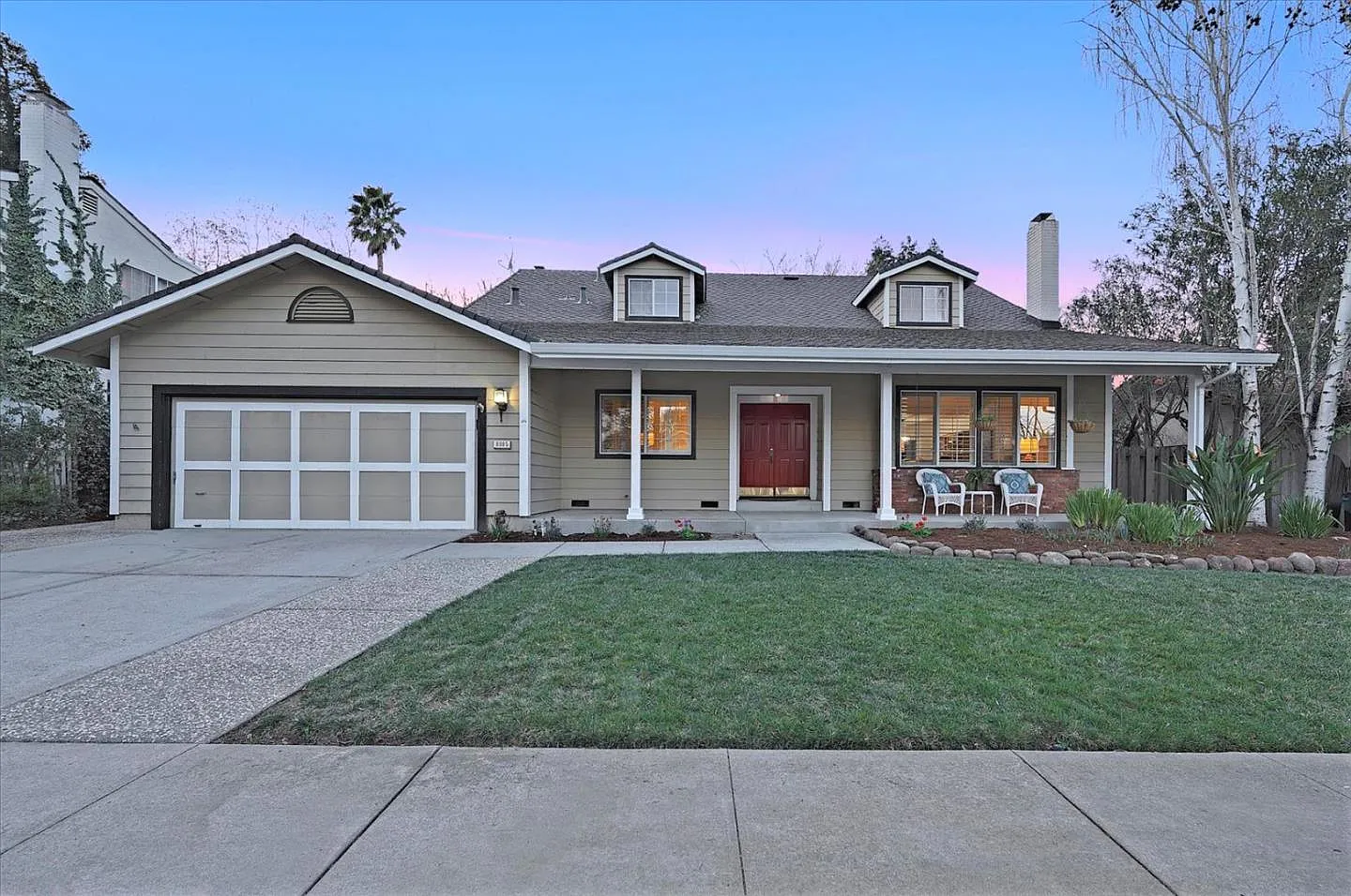 8885 Ridgeway Dr photo 1