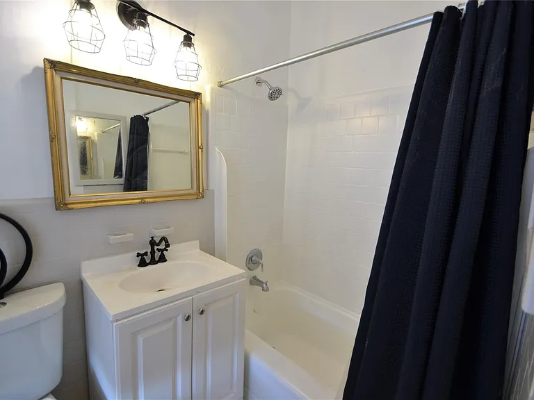 1517 Bonnie Brae St #4 — Photo 29