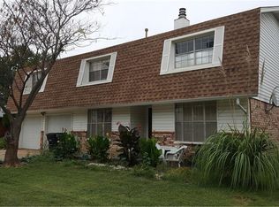 821 SE 12th St, Moore, OK 73160