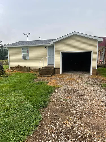 505B Signer Ln #B Photo 1