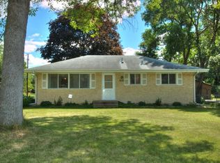 1020 Marshall St NE, Plymouth, MN 55413
