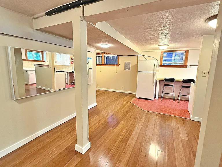 1240 N Wygant St — Photo 15