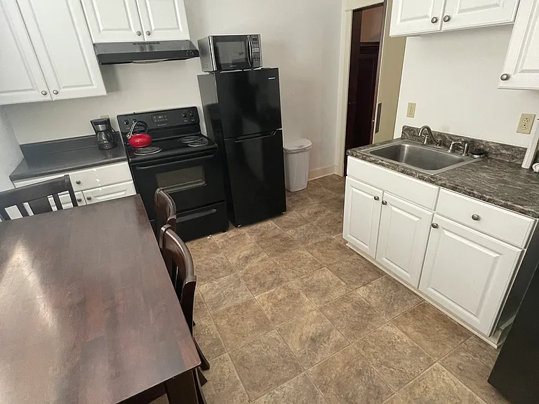 607 Main St #1A — Photo 8