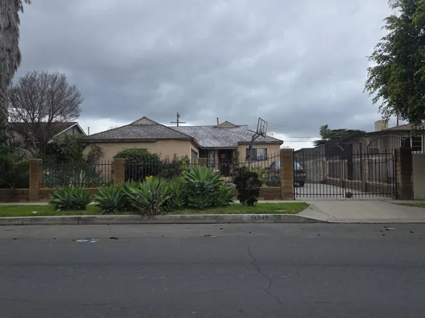 14949 Hartland St, Van Nuys, CA 91405