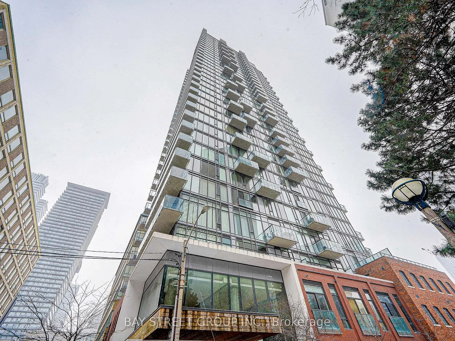 1 bed, $2,350 — Photo 2