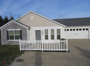 1305 Cascade Cir W, Canton, OH 44708